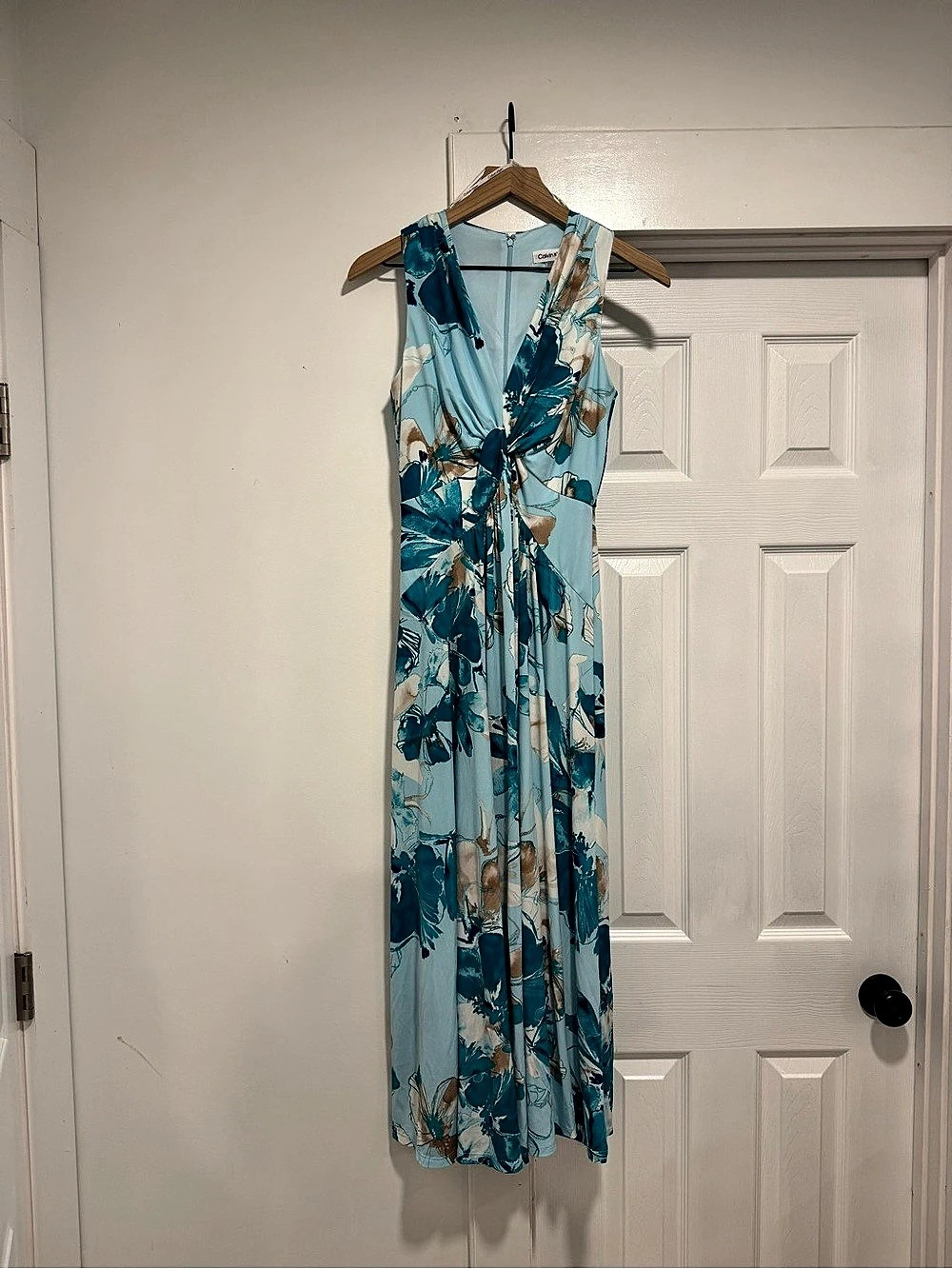 Calvin Klein Sleeveless Twist Front Floral Maxi Dress